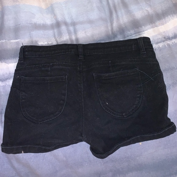 too small - Picture 2 of 2